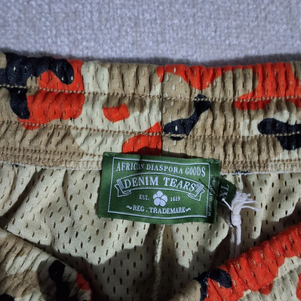 Denim Tears Camo Cotton Wreath Mesh Shorts Brown XL - Picture 2 of 3